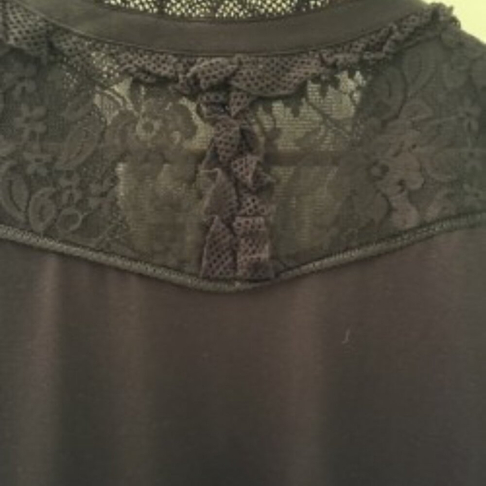NWT Woman's Sweater - Chloe Dao - Picture 6 of 9